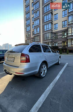 Универсал Skoda Octavia 2010 в Чернигове