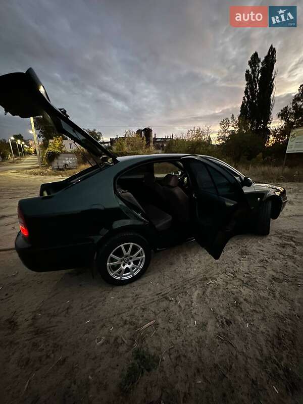 Лифтбек Skoda Octavia 2002 в Харькове
