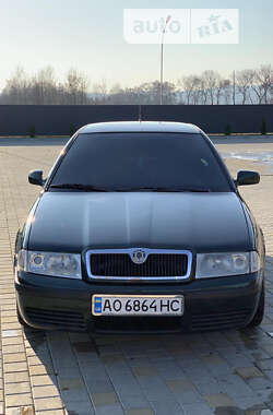 Ліфтбек Skoda Octavia 2000 в Іршаві