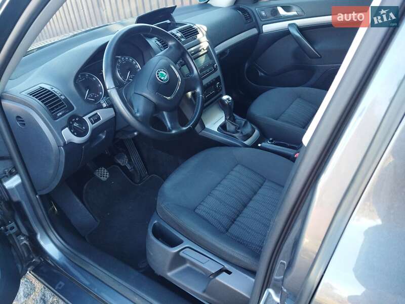 Универсал Skoda Octavia 2009 в Житомире