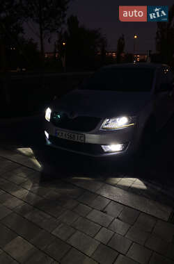Лифтбек Skoda Octavia 2013 в 