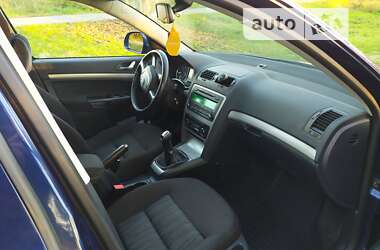 Лифтбек Skoda Octavia 2011 в 