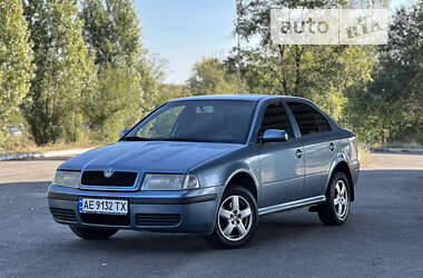 Лифтбек Skoda Octavia 2003 в Днепре