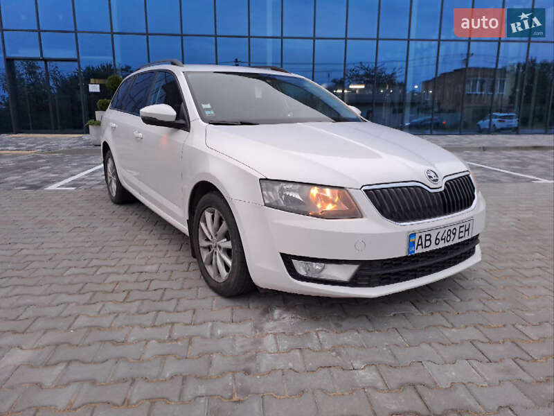 Універсал Skoda Octavia 2015 в Тиврову