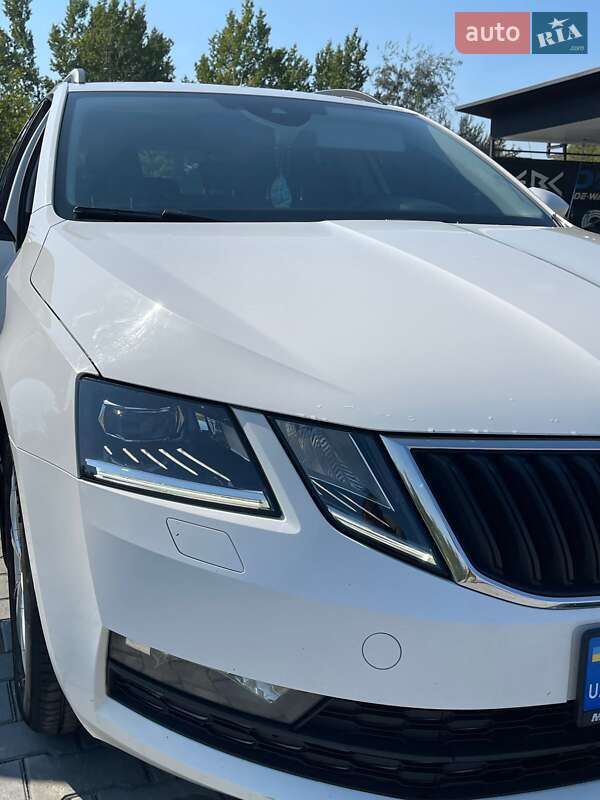 Універсал Skoda Octavia 2020 в Новодністровську