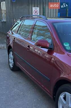 Универсал Skoda Octavia 2005 в Сумах