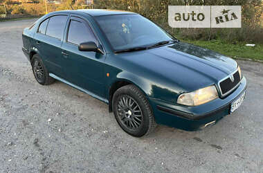 Ліфтбек Skoda Octavia 1998 в Теофіполі