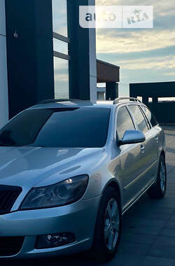 Універсал Skoda Octavia 2012 в Івано-Франківську