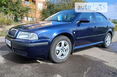 Ліфтбек Skoda Octavia 2000 в Рівному