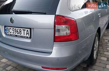 Универсал Skoda Octavia 2009 в 