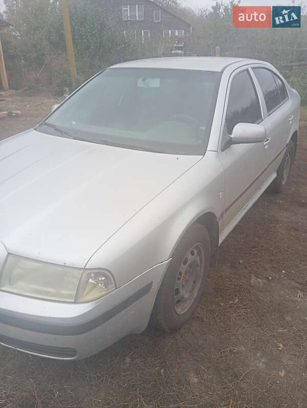 Ліфтбек Skoda Octavia 2006 в Чернігові