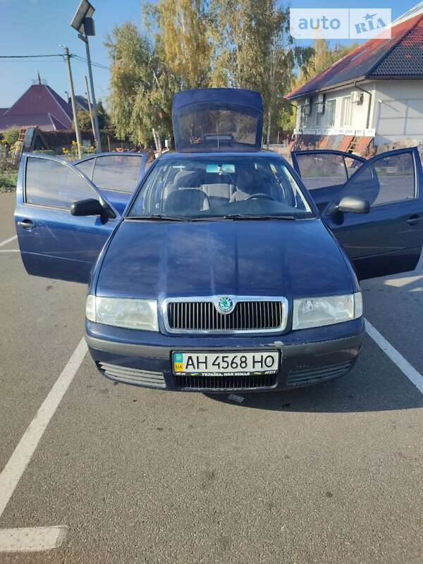 Ліфтбек Skoda Octavia 2004 в Києві