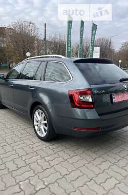 Универсал Skoda Octavia 2017 в Луцке