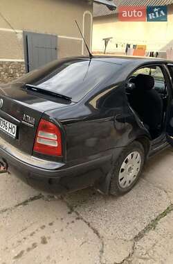 Лифтбек Skoda Octavia 2006 в 