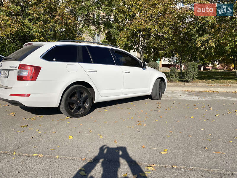 Универсал Skoda Octavia 2013 в Южноукраинске