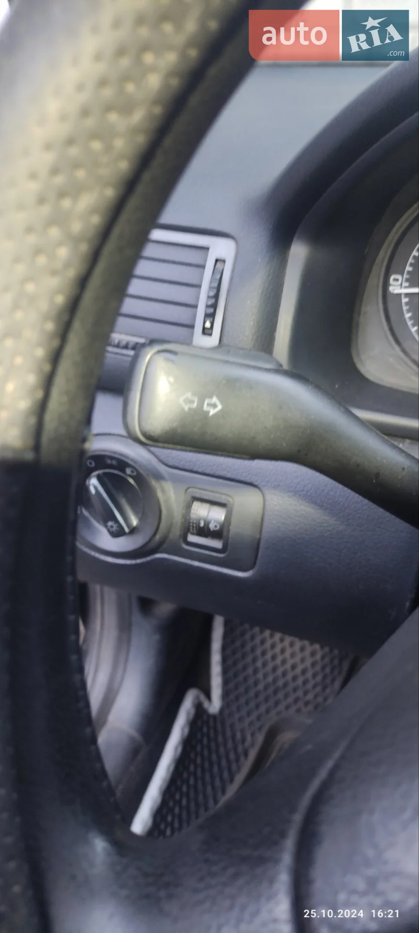Skoda Octavia 2009 VIN TMBJS41U6A8835613 фото оголошення 21 з 26