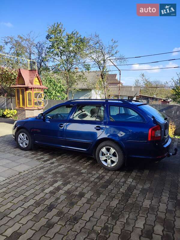Универсал Skoda Octavia 2011 в Глыбокой