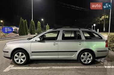 Універсал Skoda Octavia 2008 в Житомирі