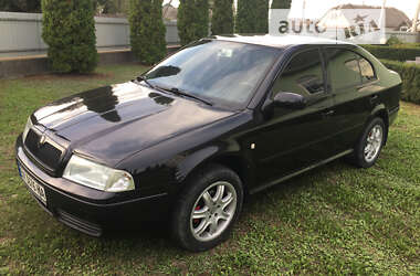 Лифтбек Skoda Octavia 2005 в 