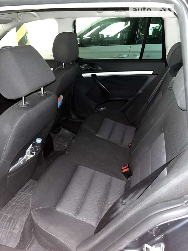 Универсал Skoda Octavia 2008 в Ужгороде