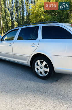 Универсал Skoda Octavia 2008 в Полтаве