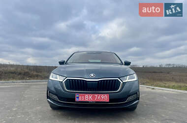 Универсал Skoda Octavia 2021 в Ровно