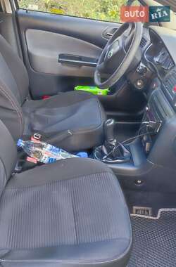 Лифтбек Skoda Octavia 2010 в 
