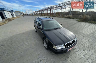 Універсал Skoda Octavia 2009 в Луцьку