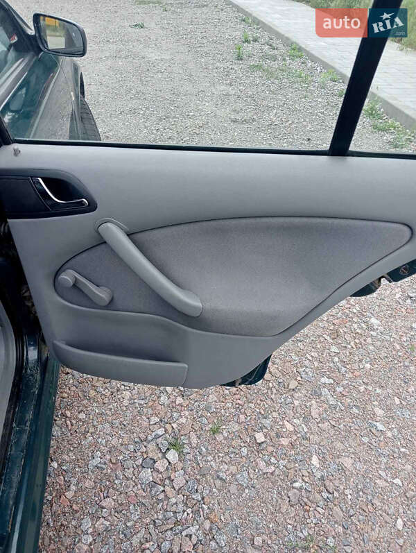 Лифтбек Skoda Octavia 1999 в Киеве