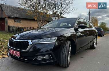 Лифтбек Skoda Octavia 2021 в Ковеле