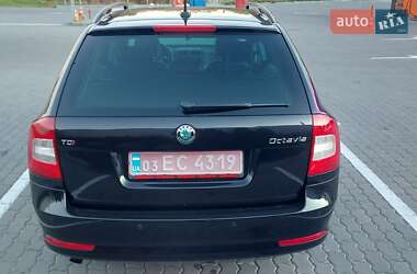 Универсал Skoda Octavia 2012 в 