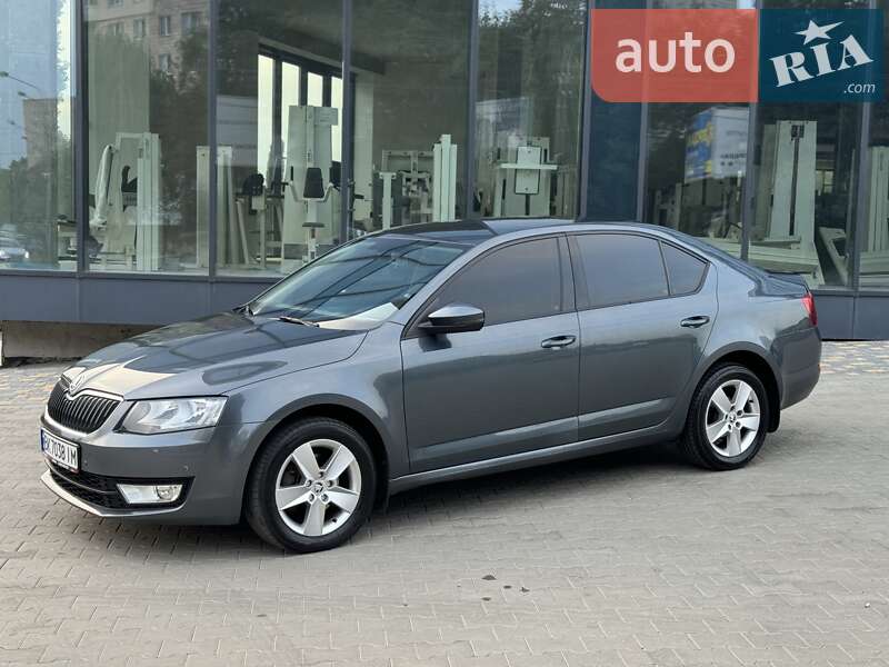 Лифтбек Skoda Octavia 2016 в Ровно