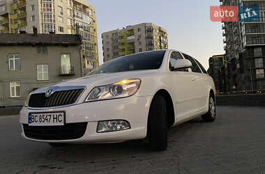 Универсал Skoda Octavia 2012 в 