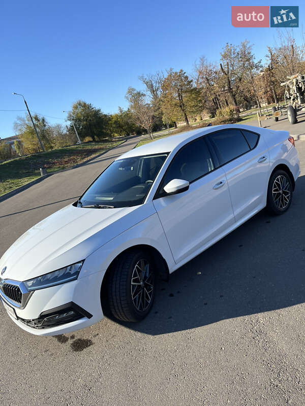 Лифтбек Skoda Octavia 2020 в Кривом Роге