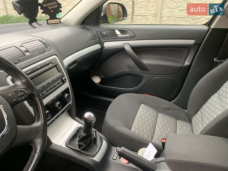 Універсал Skoda Octavia 2010 в Виноградові