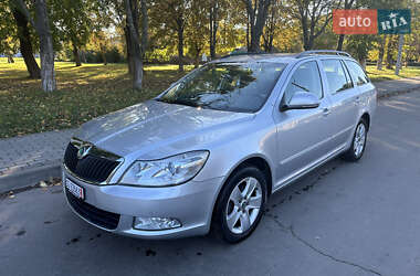 Универсал Skoda Octavia 2009 в Луцке