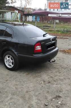 Лифтбек Skoda Octavia 2006 в Бахмаче