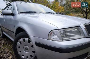 Ліфтбек Skoda Octavia 2008 в Чернігові