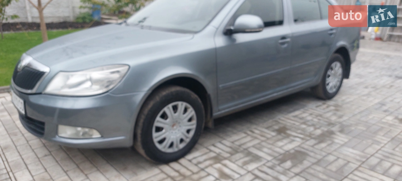 2010 Skoda Octavia - мініатюра 22