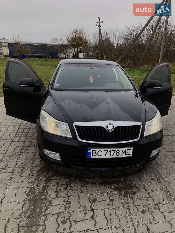 Лифтбек Skoda Octavia 2010 в Радехове фото 19 Лифтбек Skoda Octavia 2010 в Радехове