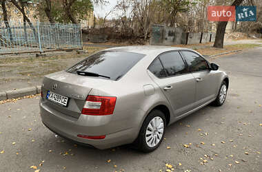 Лифтбек Skoda Octavia 2015 в Кременчуге