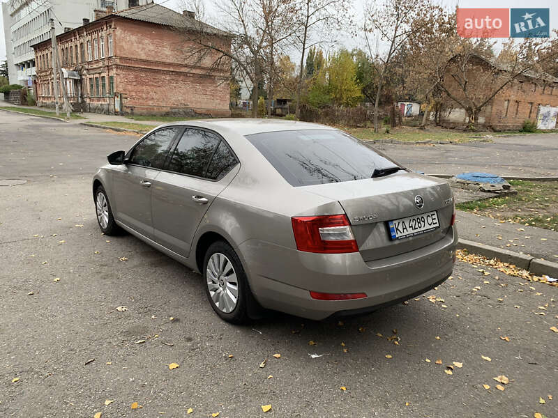 Лифтбек Skoda Octavia 2015 в Кременчуге