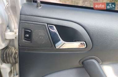 Лифтбек Skoda Octavia 2002 в 