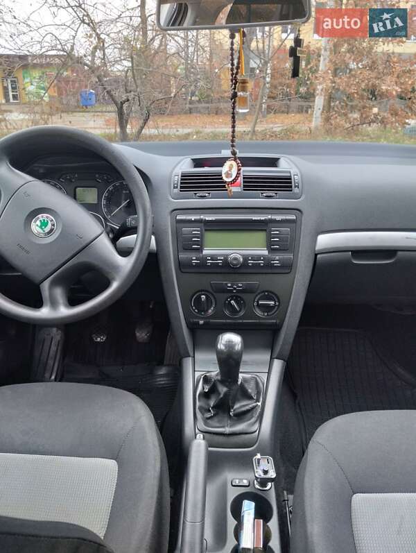 Універсал Skoda Octavia 2008 в Звягелі