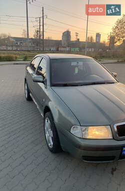 Ліфтбек Skoda Octavia 2001 в Львові