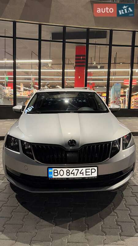 Универсал Skoda Octavia 2018 в Тернополе фото 2 Универсал Skoda Octavia 2018 в Тернополе