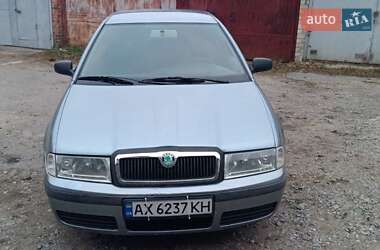 Ліфтбек Skoda Octavia 2002 в Харкові