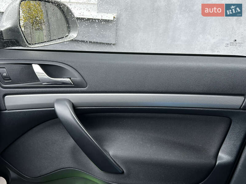 Лифтбек Skoda Octavia 2011 в Корсуне-Шевченковском фото 6 Лифтбек Skoda Octavia 2011 в Корсуне-Шевченковском