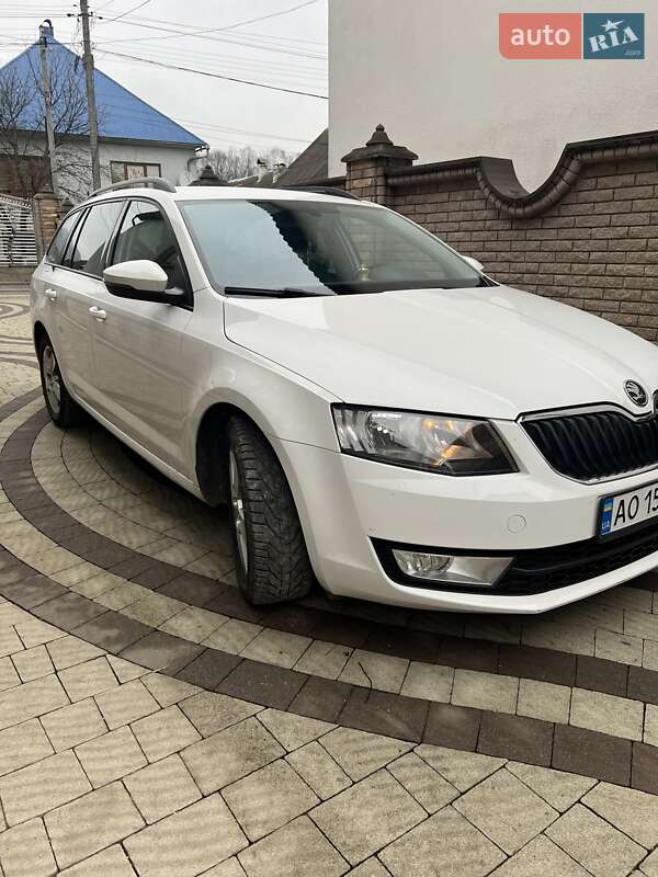 Універсал Skoda Octavia 2013 в 