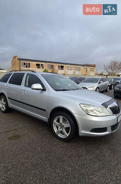 Универсал Skoda Octavia 2012 в Каменке